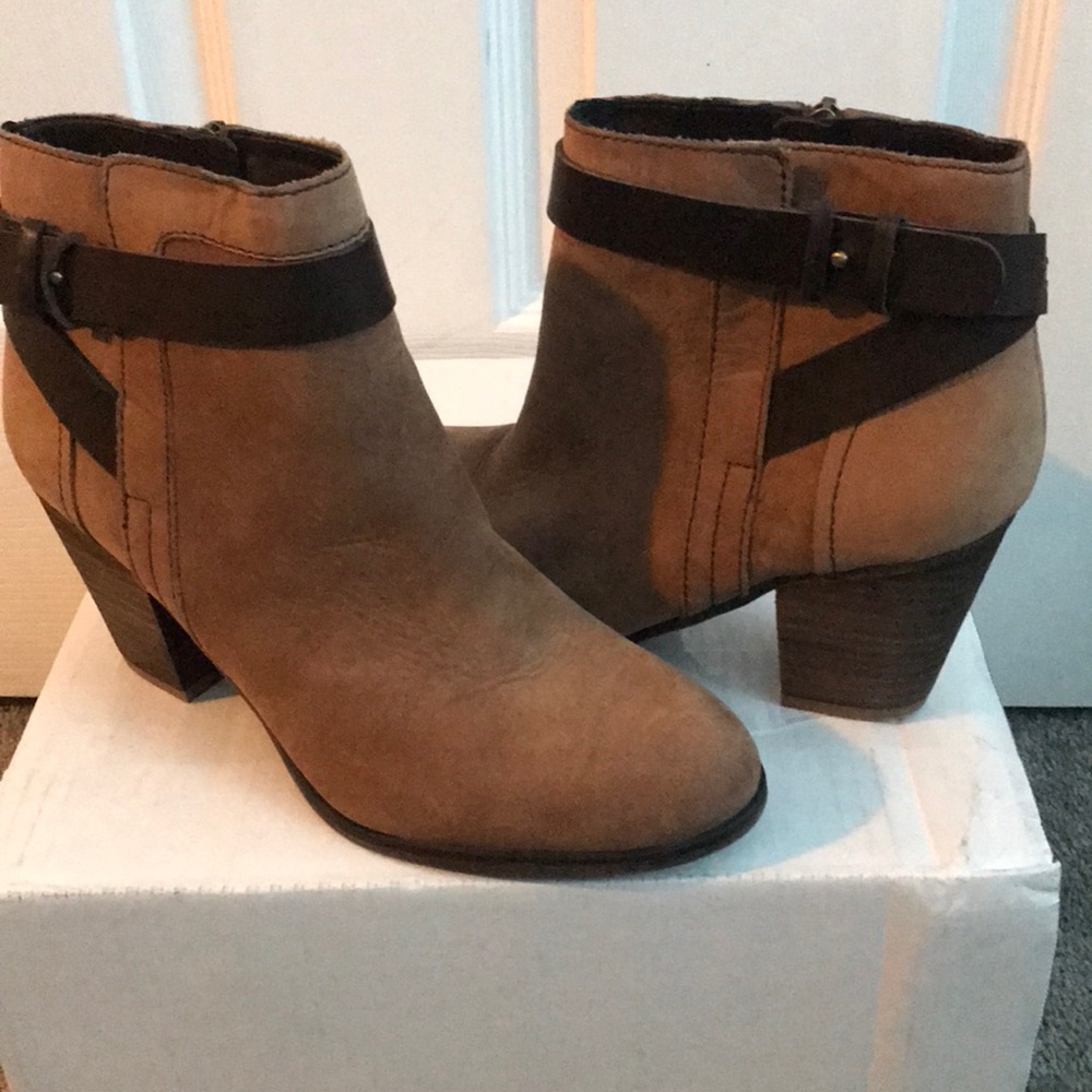 Saude Brown Booties